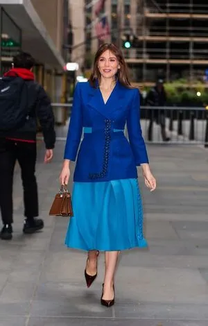 Elizabeth Olsen OnlyFans Leaked Free Thumbnail Picture - #dWg0tAyEOL