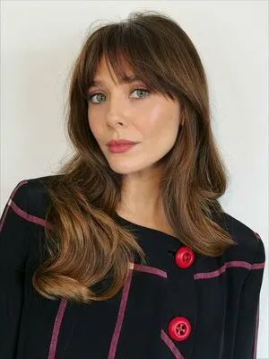 Elizabeth Olsen OnlyFans Leaked Free Thumbnail Picture - #nV1f2Bixp9