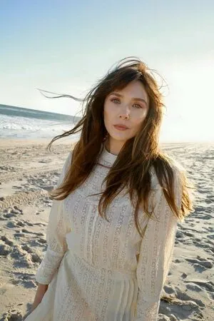 Elizabeth Olsen OnlyFans Leaked Free Thumbnail Picture - #pU30q3rvom