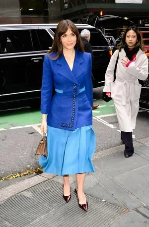 Elizabeth Olsen OnlyFans Leaked Free Thumbnail Picture - #qH0a9nZMIZ