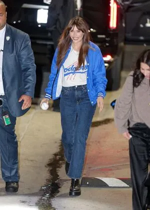 Elizabeth Olsen OnlyFans Leaked Free Thumbnail Picture - #qiy0LGwa55