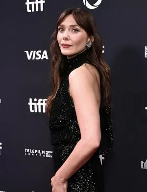 Elizabeth Olsen OnlyFans Leaked Free Thumbnail Picture - #sPpiUQ3E9U