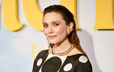 Elizabeth Olsen OnlyFans Leaked Free Thumbnail Picture - #u9cgPjCA0D