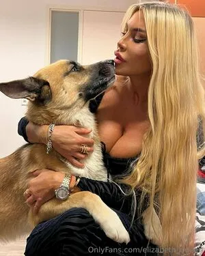 Elizabeth Queen OnlyFans Leaked Free Thumbnail Picture - #VaixHeJdzF