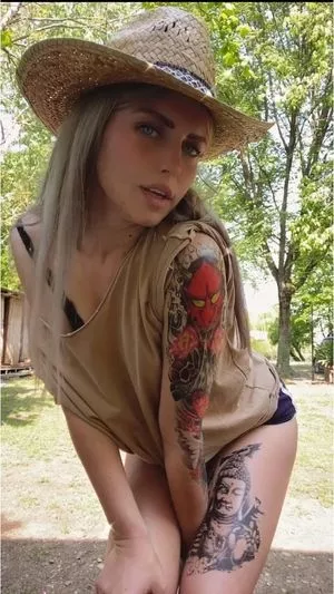 Elizabeth Shostak OnlyFans Leaked Free Thumbnail Picture - #V54gJQUpsJ