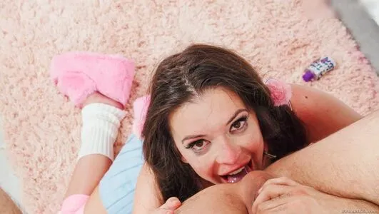 Elizabeth Skylar OnlyFans Leaked Free Thumbnail Picture - #nar64Tyju3