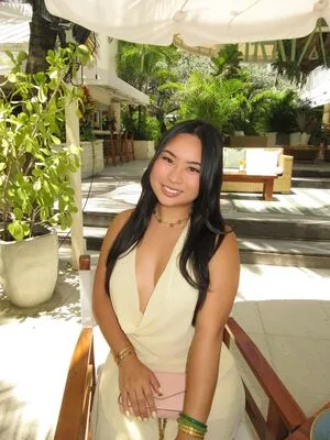 Elizabeth Vy OnlyFans Leaked Free Thumbnail Picture - #pL83aYQh5J