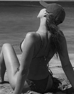 Elizabeth Weber OnlyFans Leaked Free Thumbnail Picture - #WtEbI37YnP