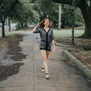 Elizabeth Zharoff OnlyFans Leaked Free Thumbnail Picture - #305i1Fu6Qf