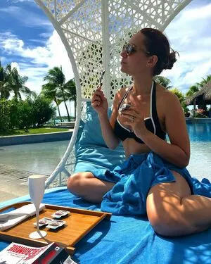 Elizabeth Zharoff OnlyFans Leaked Free Thumbnail Picture - #rdCv5nRu0i