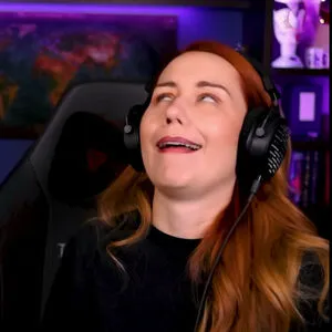 Elizabeth Zharoff OnlyFans Leaked Free Thumbnail Picture - #x6YGpEFAfn