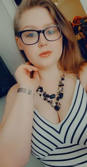 Elizabethlily19 OnlyFans Leaked Free Thumbnail Picture - #ghlen6RW7B