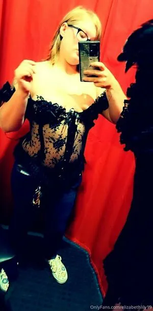 Elizabethlily19 OnlyFans Leaked Free Thumbnail Picture - #hcsCcuAiwD