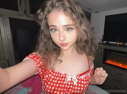 Elizabxthleefree OnlyFans Leaked Free Thumbnail Picture - #PoIJgt9rCp