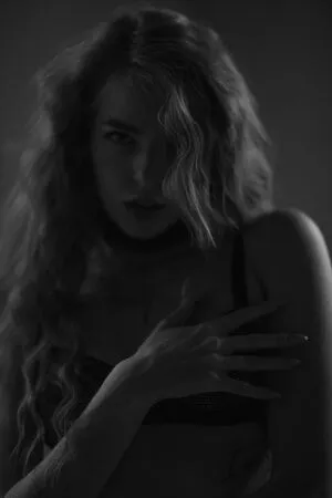 Elizaveta Bond OnlyFans Leaked Free Thumbnail Picture - #YxWdbg9gbx