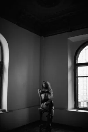 Elizaveta Bond OnlyFans Leaked Free Thumbnail Picture - #wWorFJE1JA