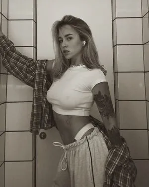 Elizaveta Gorodko OnlyFans Leaked Free Thumbnail Picture - #3dyLSXcIs2