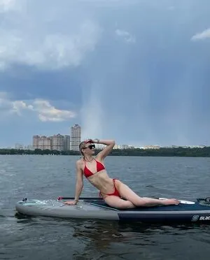 Elizaveta Grokhotova OnlyFans Leaked Free Thumbnail Picture - #IasarkhYpa