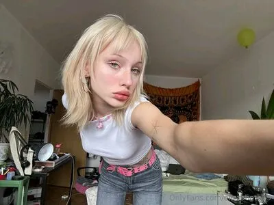 Elizzabeth19 OnlyFans Leaked Free Thumbnail Picture - #cbIIakLKef