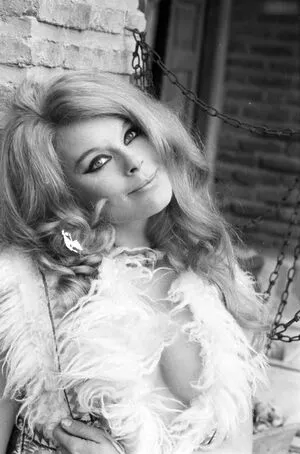 Elke Sommer OnlyFans Leaked Free Thumbnail Picture - #pQPbjZLZs9