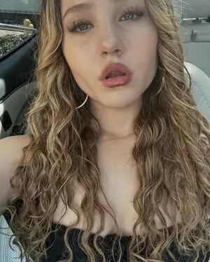 Ella Anderson OnlyFans Leaked Free Thumbnail Picture - #BD8RUtivlv