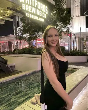 Ella B OnlyFans Leaked Free Thumbnail Picture - #av5eQEpRW2