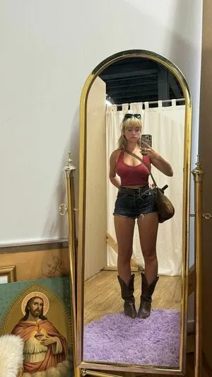 Ella Ballentine OnlyFans Leaked Free Thumbnail Picture - #h8A8qF74tg