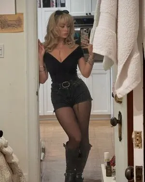 Ella Ballentine OnlyFans Leaked Free Thumbnail Picture - #y6JoNSocFv