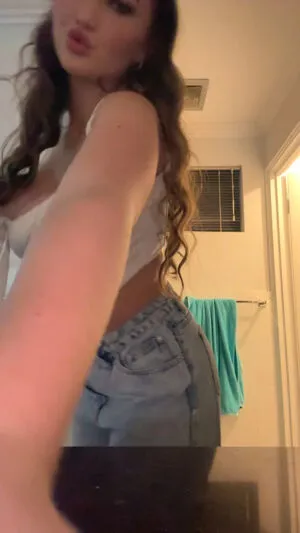 Ella Burnsss OnlyFans Leaked Free Thumbnail Picture - #ApFeNAcdgp