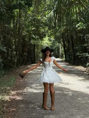 Ella Cervetto OnlyFans Leaked Free Thumbnail Picture - #1xdSFimCCU