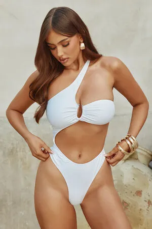 Ella Cervetto OnlyFans Leaked Free Thumbnail Picture - #5XRFNK7Rti