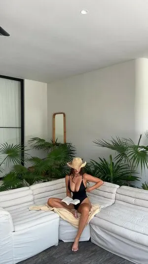Ella Cervetto OnlyFans Leaked Free Thumbnail Picture - #XBe4UWwLuo