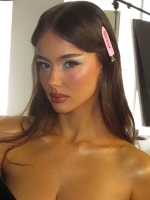 Ella Cervetto OnlyFans Leaked Free Thumbnail Picture - #u7Uxztegiu