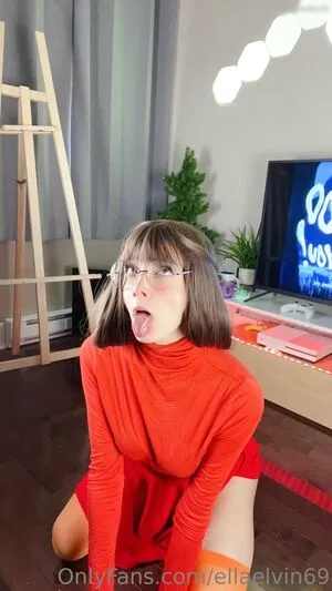 Ella Elvin OnlyFans Leaked Free Thumbnail Picture - #LsxdR8B5cb