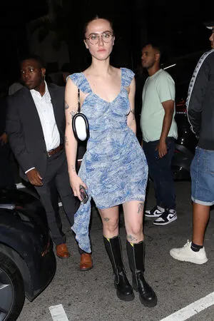 Ella Emhoff OnlyFans Leaked Free Thumbnail Picture - #InsewWMJyC