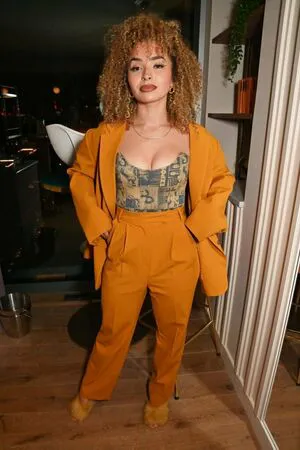 Ella Eyre OnlyFans Leaked Free Thumbnail Picture - #7O2feIxFZ5