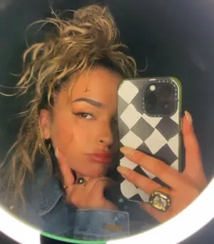 Ella Eyre OnlyFans Leaked Free Thumbnail Picture - #E7nq5vfdWH