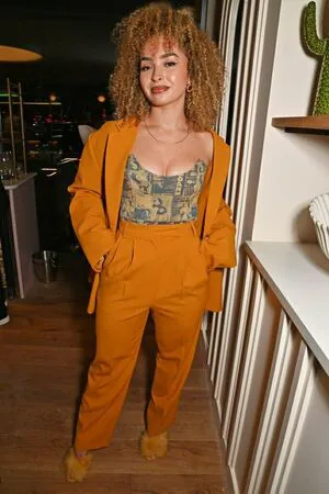 Ella Eyre OnlyFans Leaked Free Thumbnail Picture - #H8lsFuEM5z