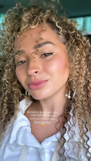 Ella Eyre OnlyFans Leaked Free Thumbnail Picture - #KkUm1kqz6D
