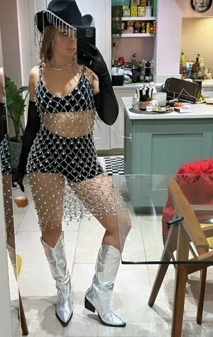 Ella Eyre OnlyFans Leaked Free Thumbnail Picture - #RwUn3AYFVR