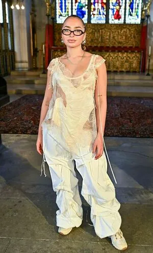 Ella Eyre OnlyFans Leaked Free Thumbnail Picture - #Vkw24HrtX3