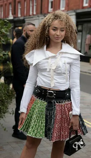 Ella Eyre OnlyFans Leaked Free Thumbnail Picture - #g8WBmlQDMI
