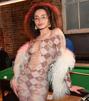 Ella Eyre OnlyFans Leaked Free Thumbnail Picture - #iRJpl3YwHT
