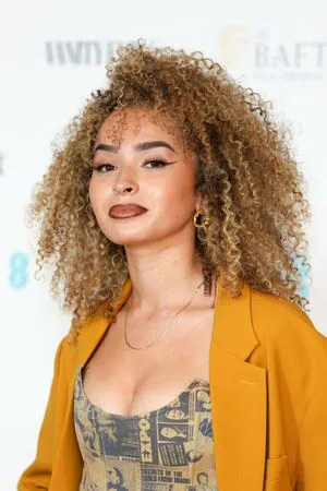 Ella Eyre OnlyFans Leaked Free Thumbnail Picture - #jUHHXkHqbj
