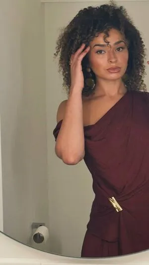 Ella Eyre OnlyFans Leaked Free Thumbnail Picture - #s4OrN7HE3q