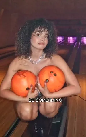 Ella Eyre OnlyFans Leaked Free Thumbnail Picture - #z2oE18s74n
