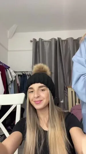 Ella Gore OnlyFans Leaked Free Thumbnail Picture - #4Rg5YwRi8v