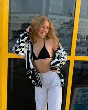 Ella Horan OnlyFans Leaked Free Thumbnail Picture - #HoQxCW5bFd