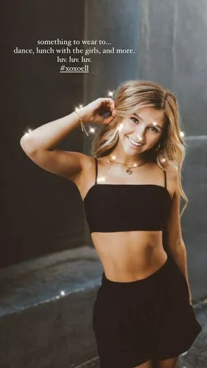 Ella Horan OnlyFans Leaked Free Thumbnail Picture - #UCdrhcNUWq