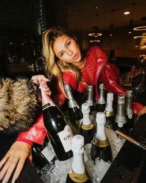 Ella Horan OnlyFans Leaked Free Thumbnail Picture - #seN5NoDpRi